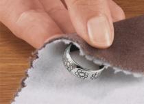 Върнете блясъка: как да почистите среброто от чернота